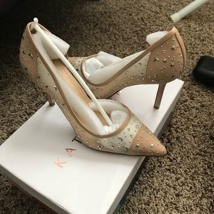 Katy Perry Nude sun and moon heels.